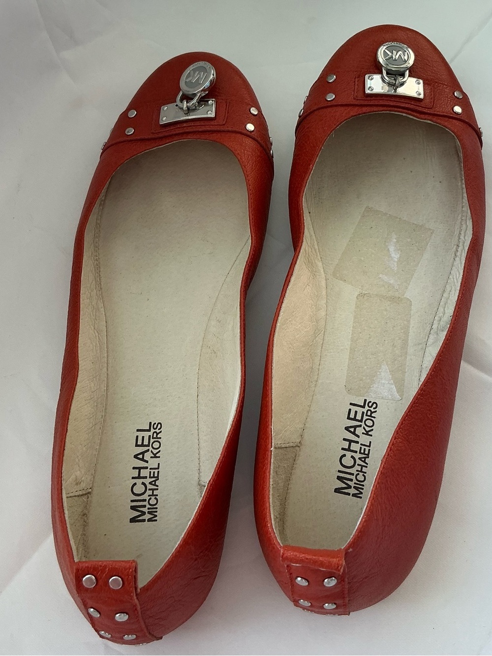 Michael Kors Red Leather Ballet Flats Logo Pendant Hamilton padlock shoes - Picture 4 of 6